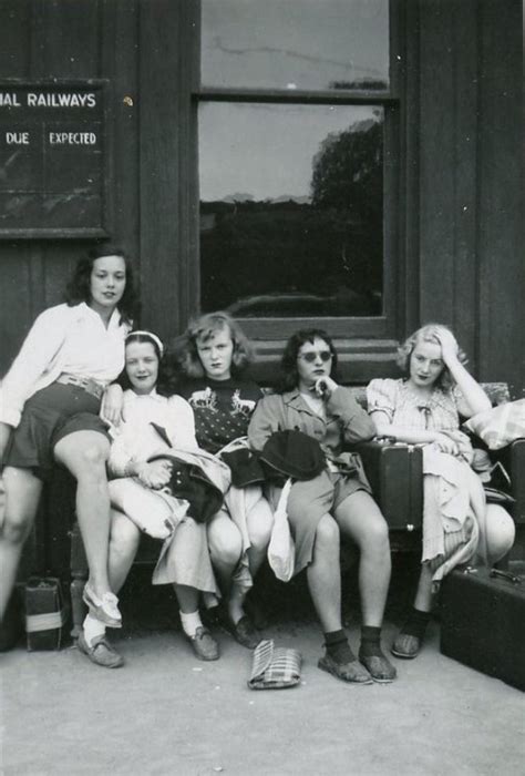 30 откровенных фотографий канадских девочек подростков 1940 х годов