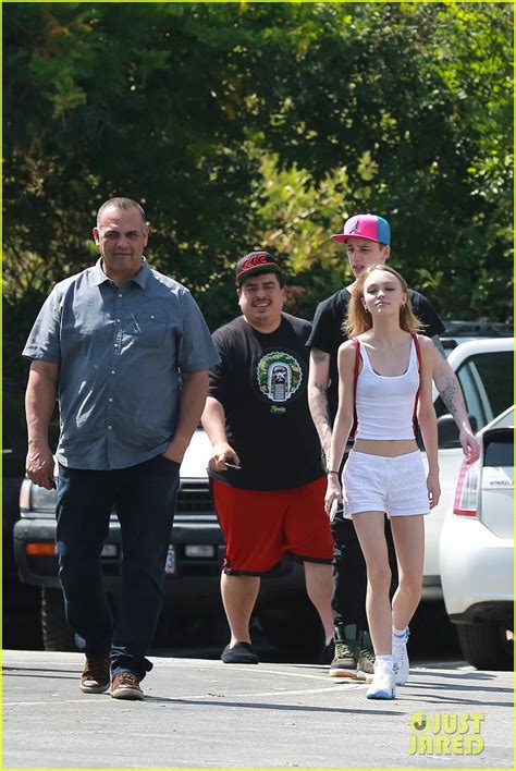 Lily Rose Depp And Ash Stymest Grab Lunch Together Photo 981061 Photo Gallery Just Jared Jr