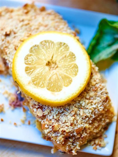 I'm usually skeptical of using yogurt in place of mayonnaise or. Honey Mustard Salmon with Pecan Crust | FaveHealthyRecipes.com