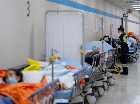 Ontario Patients Facing Up To 45 Hour Wait Times For Hospital Beds
