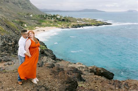 Makapu U Lookout Oahu Engagement Photographer Elopement Engagement Family Photographers