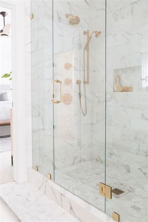 Modern Farmhouse Interior Design Ideas Calacatta Gold Marble Shower
