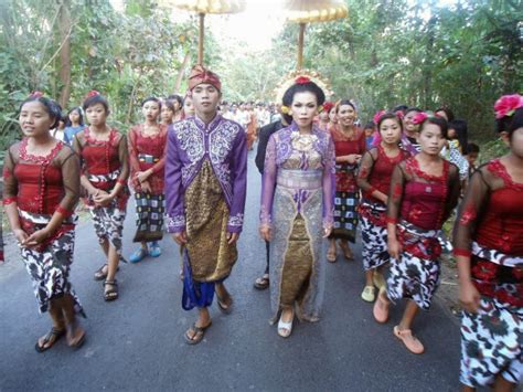Jiwa Jingga Muda Sasak Ethnic Culture In Lombok Indonesia About Marriage