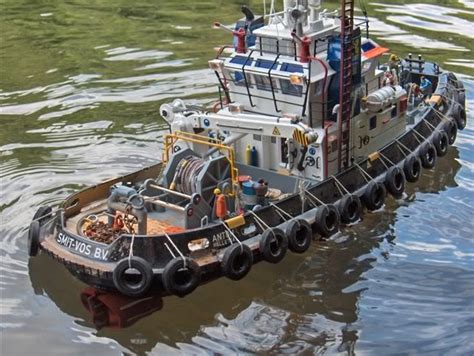 Seaport Tug Very Nicely Done Rc Tugboat Fever Pinterest Miniatures