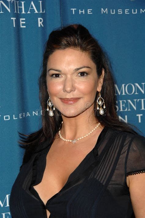 Did Laura Harring Go Under The Knife Body Measurements And More