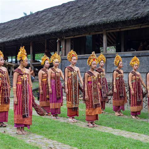 Desa Adat Tenganan Tradisi Bali Aga Sejak Abad 11 Agenda Indonesia