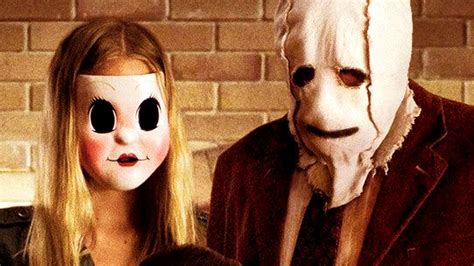 REAL Stories Behind Terrifying Horror Films Screen Rant
