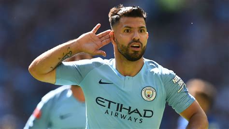 ^ (en) sergio aguero is a legend, insists man city manager pep guardiola, su telegraph.co.uk, 28 aprile 2019. Premier League Betting: Sergio Aguero Golden Boot odds cut ...