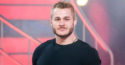 Celebrity Big Brother S Austin Armacost Flashes EVERYTHING In X Rated