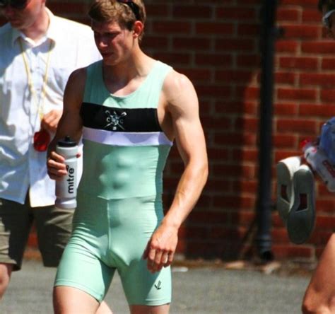 Sports Bulges And Visible Penis Lines Male Sharing