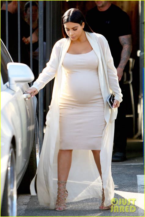 Pregnant Kim Kardashian Displays Baby Bump In Another Form Fitting