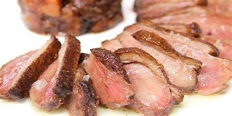 Ven a descubrir su verdadera historia y cuanto facil es realizar este maravilloso plato! Magret de pato | Propiedades de la carne de pato