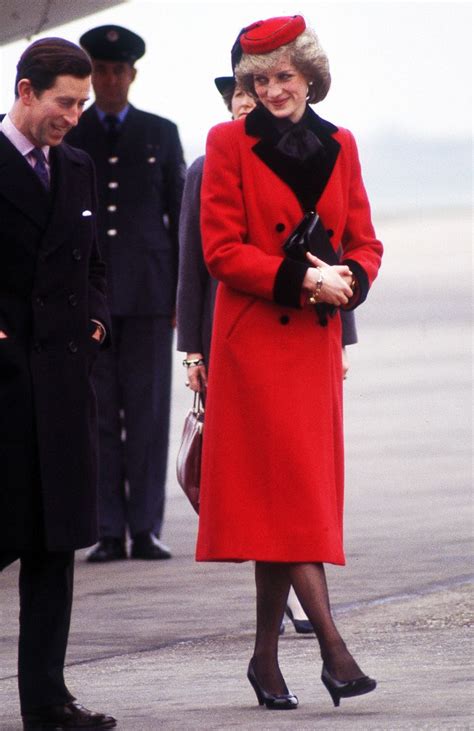 Princess diana's most iconic style moments of all time. Princess Diana's Style: Her Most Iconic Looks | Who What ...