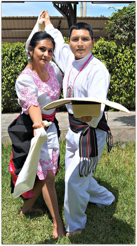 Tondero de Piura Perú Folk dresses Dress up Folk costume