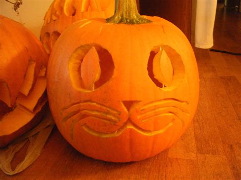 Pin By Charlie Fritze On Art 102 Design I Cats Pumpkin Carving