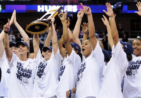 Vote For The Uconn Womens Best Championship Team Ever Hartford Courant