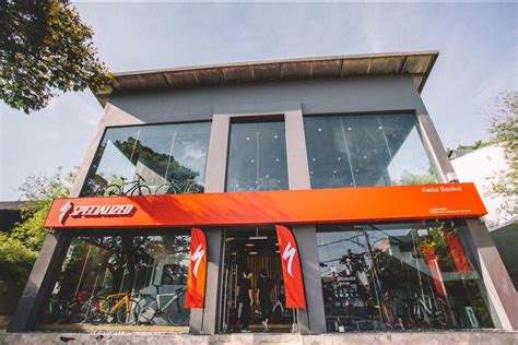 Cosmetics shop in kuala lumpur, malaysia. Senarai Kedai Basikal di Kuala Lumpur dan Selangor 2017 ...