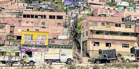 Cortes de agua | las reparaciones en ductos de transporte aumentaron 64% el año pasado. Corte de agua en Ciudad Bolívar, en Bogotá - Bogotá - ELTIEMPO.COM