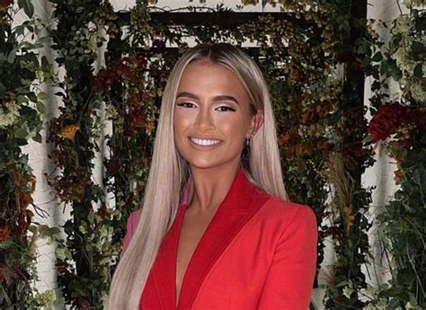 Molly Maes Huge Net Worth As She Splashes £25k On Daughter Bambis