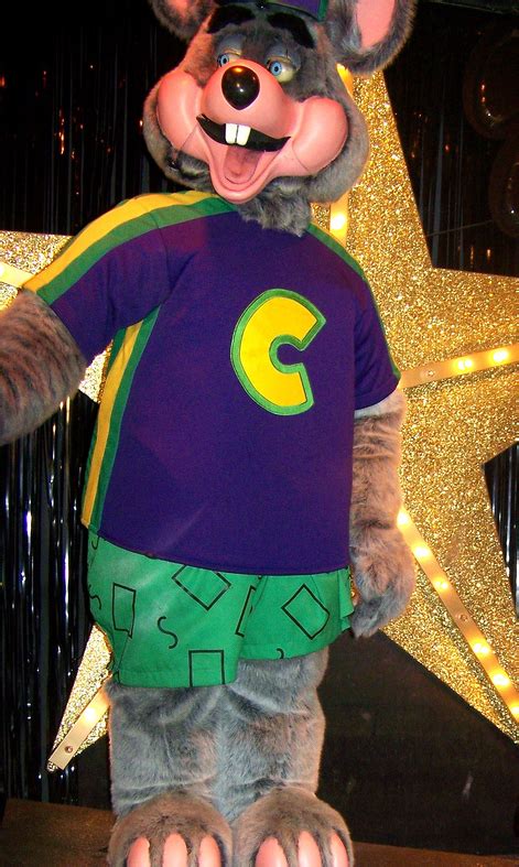 Chuck E Cheese Avenger Mascot Bmp Point