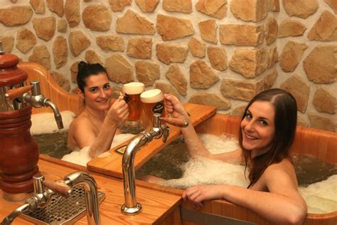 Prag Beer Spa Bernard Med L Och Massage Som Tillval Getyourguide