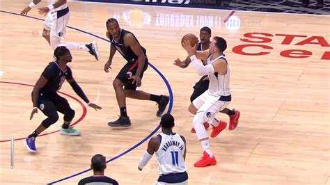 Luka Doncic Clowning The Clippers With A One Legged Fadeaway 3😬 Mavericks Vs Clippers Game 2
