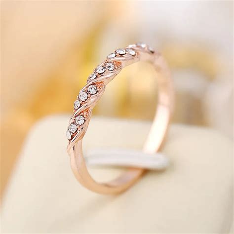 Exquisite Thin Twisted Rhinestone Rings Plated Gold 925 Silver Ring