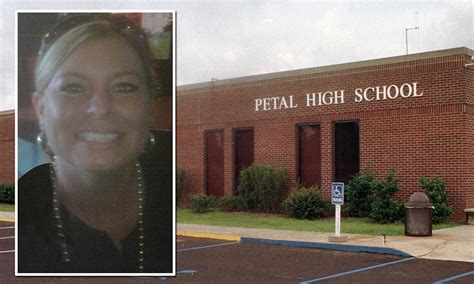 Teacher 38 Admits Having Sex With Her 17 Year Old Student Daily