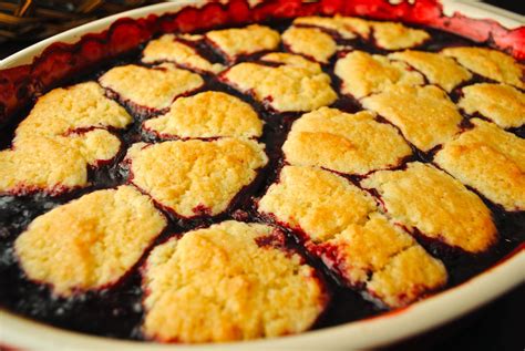After recently confirming she does have type 2 diabetes in an interview with al roker on today, yesterday deen was caught on a cruise ship taking a big bite out of a burger. Stephanie's Cooking: Blackberry Cobbler
