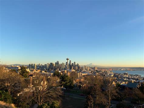 A Few Minutes Before Sunset At Kerry Park Tonight Seattle
