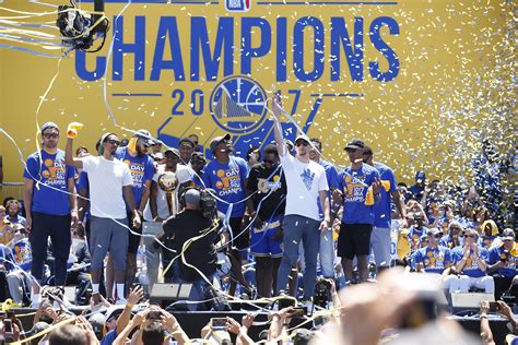 Golden state warriors now lead all major professional teams with four sbj sports business fuerza en números, the latin employee resource group at the golden state warriors, donated items to. Golden State Warriors: 5 ring-chasers to target in 2017 ...