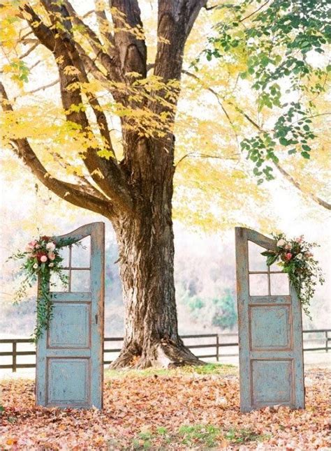 Easy Diy Wedding Arch Ideas Weddingelation