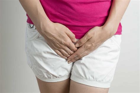 Infektion mit bakterien, viren, pilzen oder parasiten, einatmen von giftigen dämpfen, rauch weltweit sterben drei bis vier millionen menschen jährlich an einer lungenentzündung, in. Panikattacken: Wann sollten Sie zum Arzt gehen? - experto.de