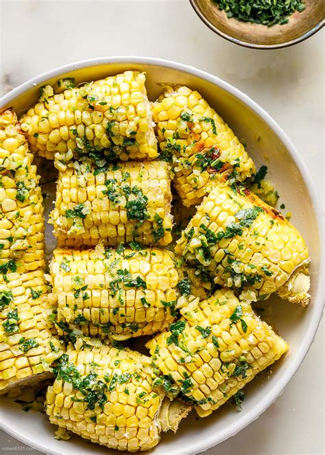 How To Make Baked Garlic Corn On The Cob