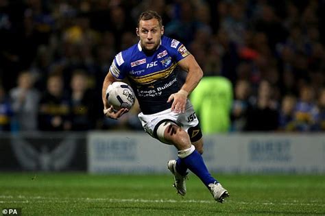 Rob burrows on wn network delivers the latest videos and editable pages for news & events, including entertainment, music, sports, science and rob burrow was diagnosed with mnd last year, two years after retiring from leeds rhinos. Rob Burrow's crowdfunding page hits £50,000 after motor ...