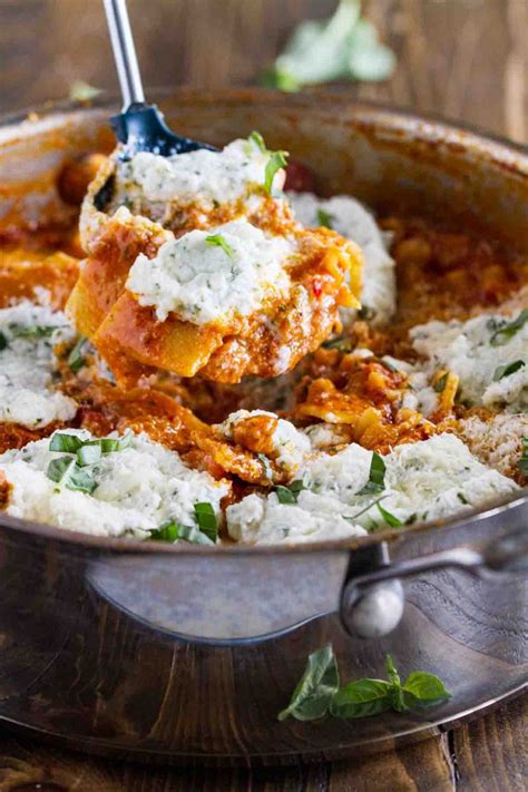 Skillet Lasagna Recipe One Pan Less Cleanup Taste And Tell