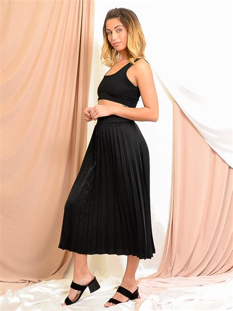 Wholesale Satin Pleated Midi Skirt | Stylewise Direct