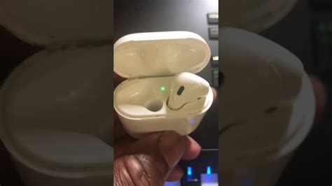 Warning Apple Airpods Cause Ear Bleeding Or Cuts In The Ear Youtube