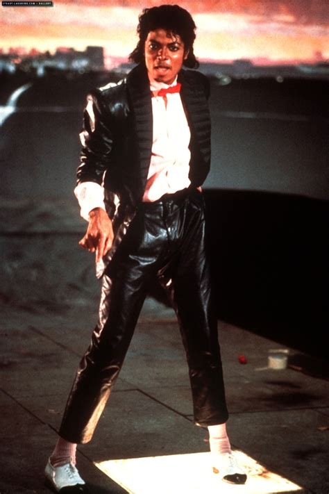 Barron also recalled the crew breaking into spontaneous applause after michael finished dancing. Billie Jean - Michael Jackson Photo (11203878) - Fanpop