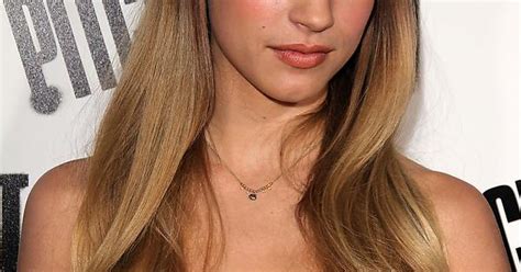 Alexis Knapp Pitch Perfect Premiere Imgur