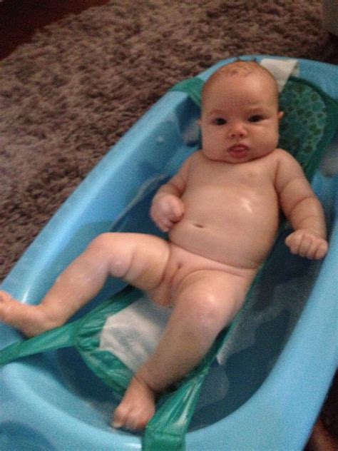 Baby Naked Bath