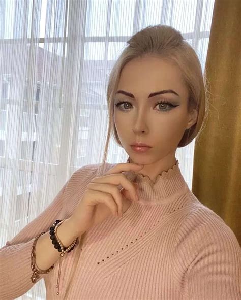 Who Is Valeria Lukyanova Meet The Ukrainian Social Media Star Dubbed As ‘human Barbie’ The