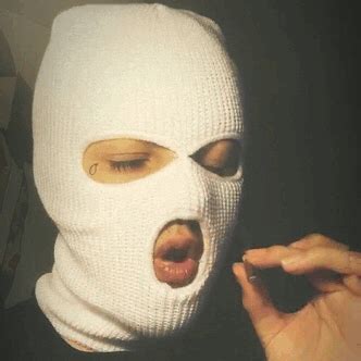 Baddie is an aesthetic primarily associated with instagram and beauty gurus on youtube that is centered around being conventionally attractive by today's beauty standards. smoke face gif | Tumblr