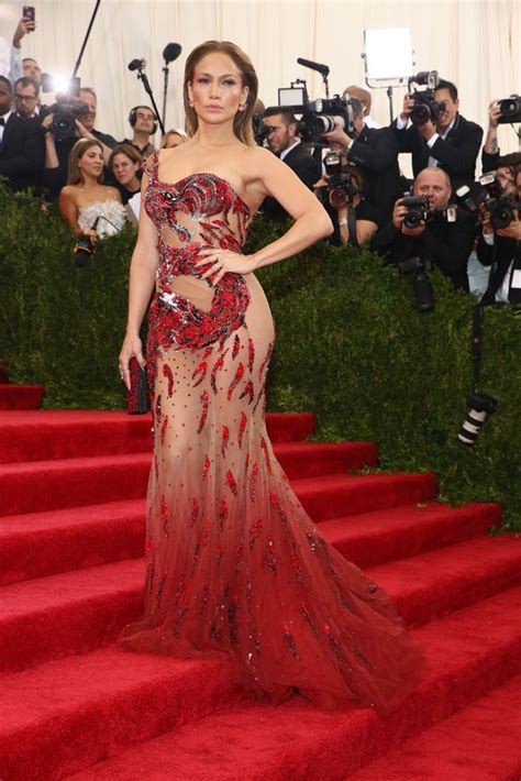 Jennifer Lopez In Atelier Versace At The 2015 Met Gala Fashionsizzle