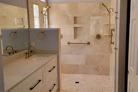 Innovative Shower Design Ideas For Tucson Homeowners