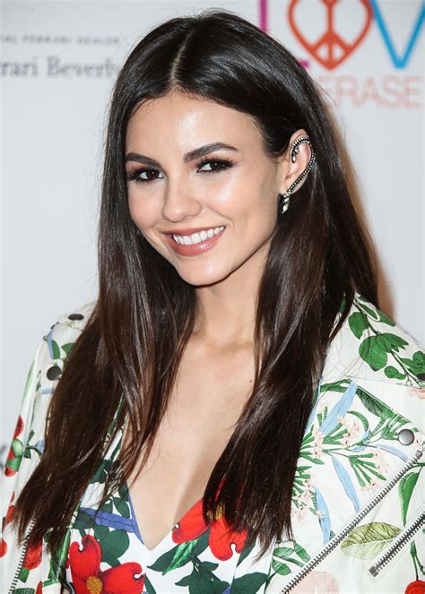 She Is Gorgeous Celebs Victoria Justice Victorious Vicky Justice Nickelodeon Girls Thing 1