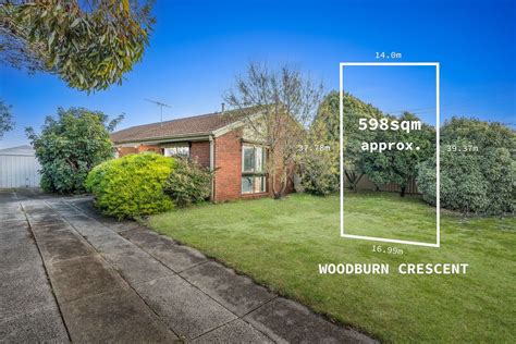 70 Woodburn Crescent Meadow Heights Vic 3048 Domain
