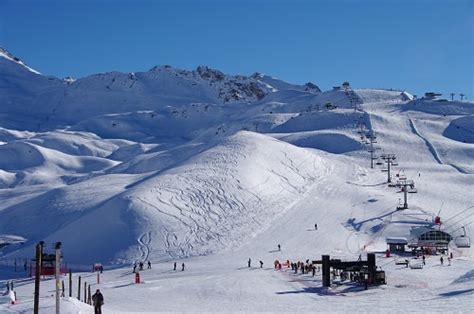 Many areas, each with a distinctive atmosphere, are just waiting to be discovered across the city. 7. Tignes, France - 10 Best Summer Ski Resorts around the World