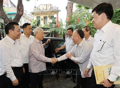 Nội dung nổi lên trong chuyện chống tham nhũng lần này là việc xử lý án tham nhũng, vấn đề kê khai tài sản của cán bộ. Chùm ảnh: Tổng Bí thư, Chủ tịch nước Nguyễn Phú Trọng tiếp ...