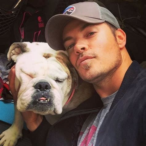 Puppy Love From Josh Hendersons Best Instagrams E News